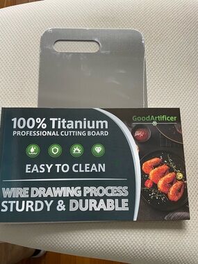 GoodArtificer 100% Titanium Professional Cutting Board - Silver